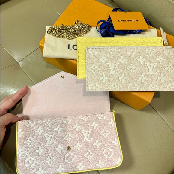 Louis Vuitton NEW Full Set▪️Empreinte pochette Felicie with inserts - Picture 5 of 12